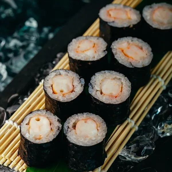 Маки с креветкой